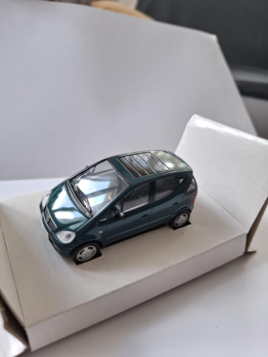 MB Mercedes-Benz A140 A-Klasse W168 green metallic 1:43 Herpa